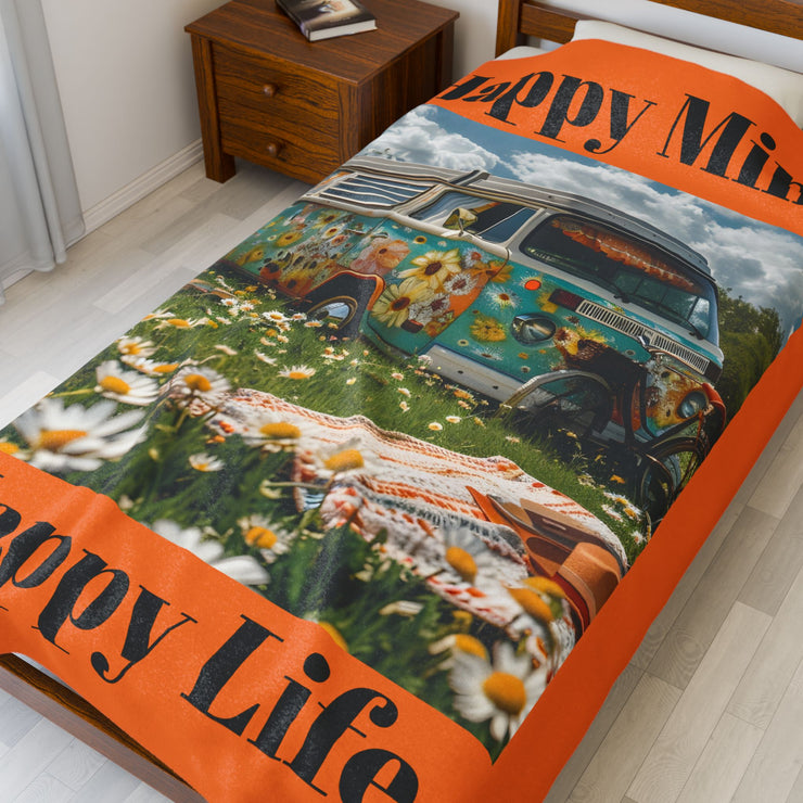 VELVETEEN PLUSH BLANKET "HAPPY MIND HAPPY LIFE" DESIGNED FOR VAN LIFE - NickAlly