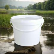 (X10) 5 LITRE WHITE POLYPROPYLENE BUCKETS WITH LIDS & HANDLES - NickAlly