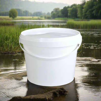 (X10) 5 LITRE WHITE POLYPROPYLENE BUCKETS WITH LIDS & HANDLES - NickAlly